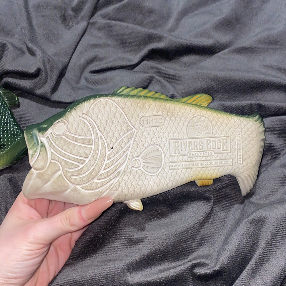 🛍️Fun fish flops! - Picture 4 of 6